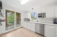 217 2551 PARKVIEW LANE - thumbnail 14