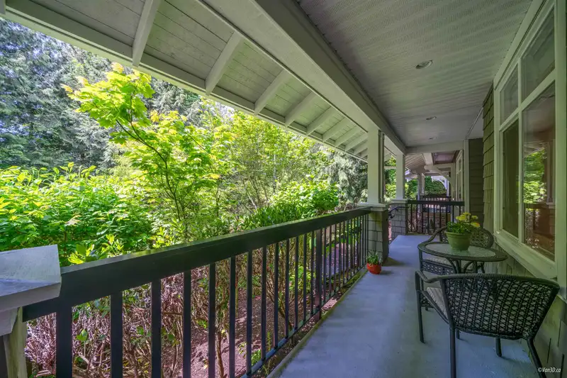 72 6878 SOUTHPOINT DRIVE - photo 2 of 28