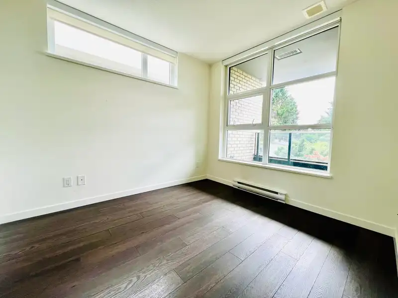 605 5598 ORMIDALE STREET - photo 2 of 8