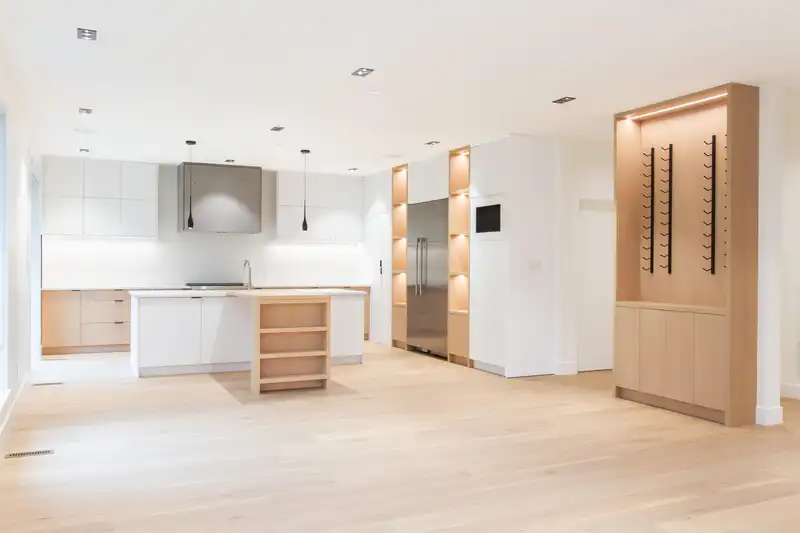 39 3385 MAMQUAM ROAD - photo 1 of 39