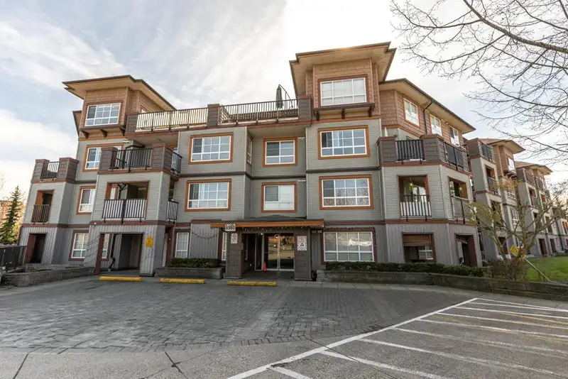 408 6960 120 STREET - photo 1 of 25