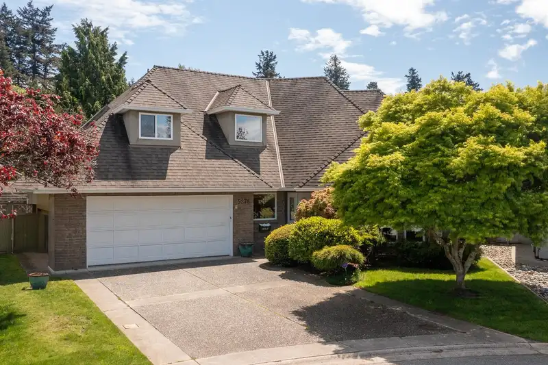 5278 ST ANDREWS PLACE - photo 2 of 39