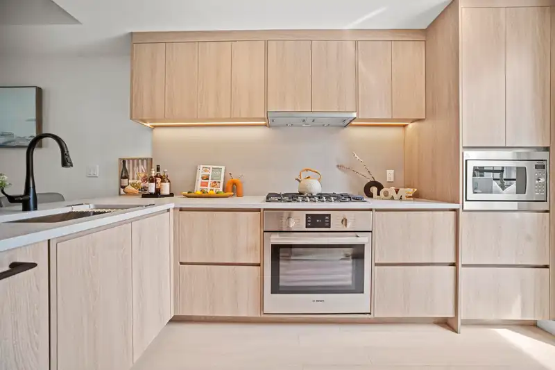 6352 OAK STREET - photo 3 of 9