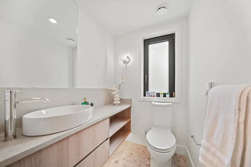 6352 OAK STREET - photo 4 of 9