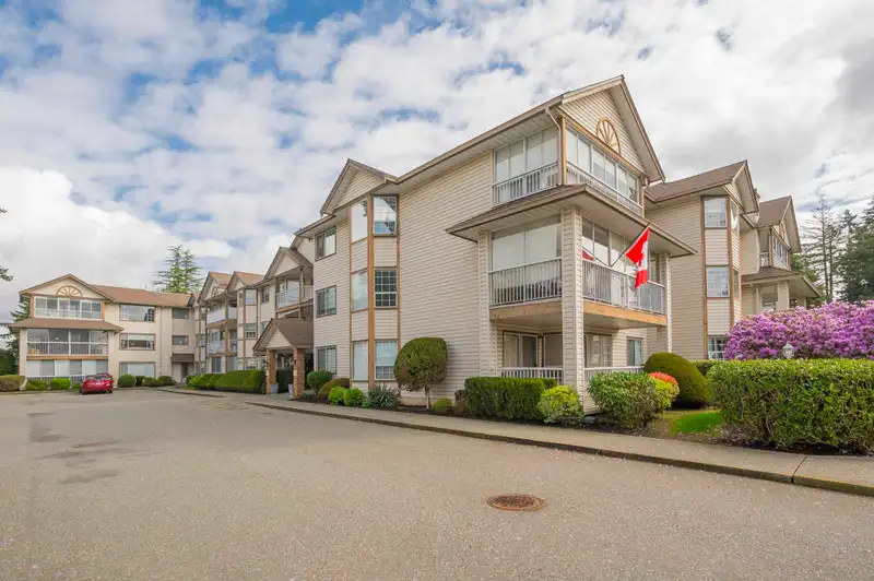105 32145 OLD YALE ROAD - photo 2 of 33