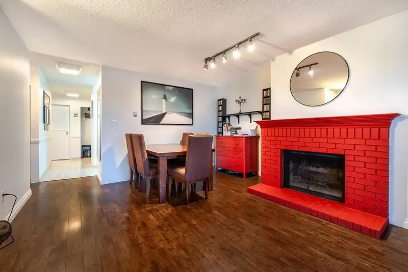 308 8760 BLUNDELL ROAD - photo 4 of 20