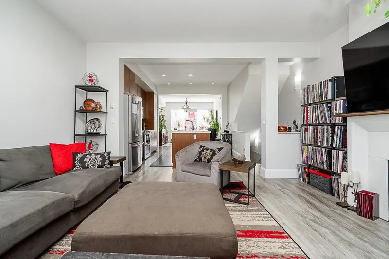 2 2450 161A STREET - photo 4 of 25