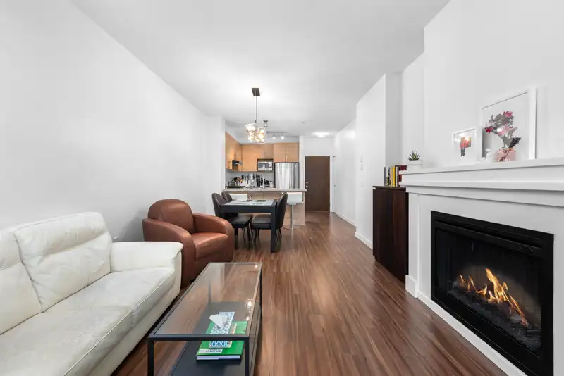 203 1150 KENSAL PLACE - photo 4 of 37