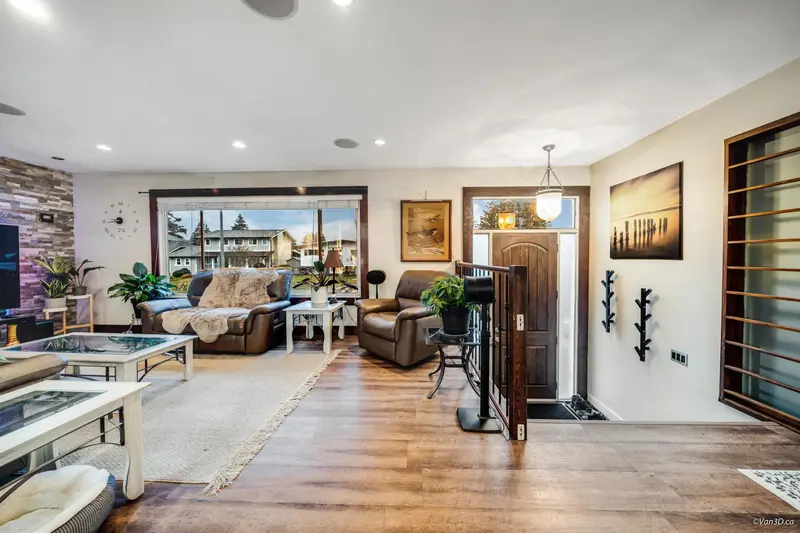 6072 GLENROY DRIVE - photo 3 of 25