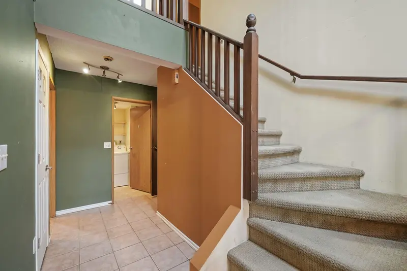 19449 62 AVENUE - photo 3 of 21