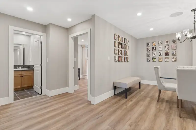 104 51096 FALLS COURT - photo 3 of 27