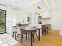 5197 HOLLYWOOD DRIVE - thumbnail 5