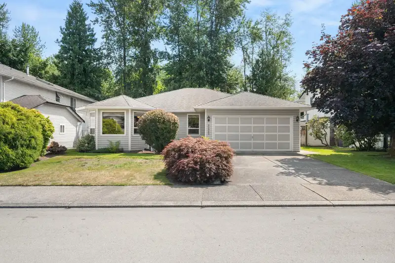 30950 GARDNER AVENUE - photo 1 of 33
