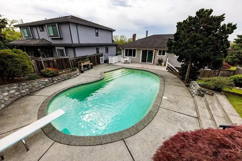 4581 SUNLAND PLACE - photo 3 of 36