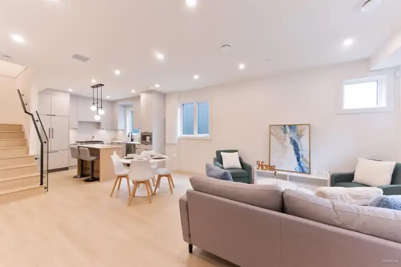 5 7270 17TH AVENUE - photo 1 of 26
