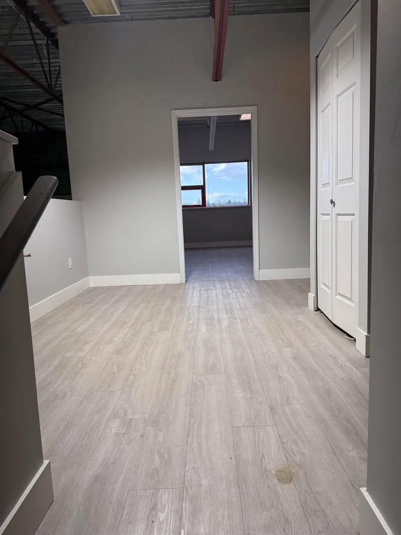 14 14722 64 AVENUE - photo 2 of 7