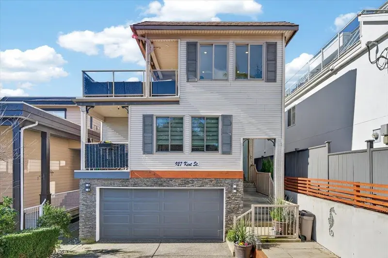 927 KENT STREET - photo 1 of 25