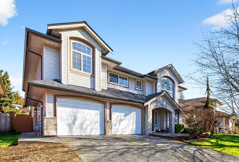 23706 TAMARACK LANE - photo 2 of 25