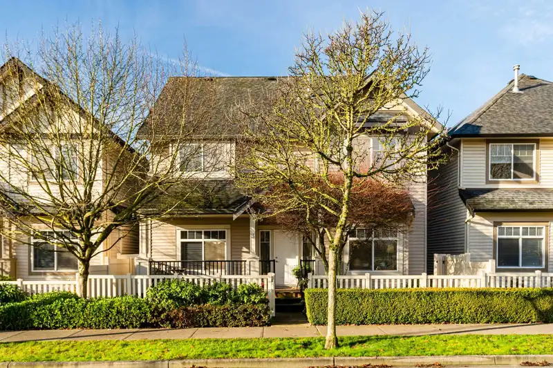 3 6195 168 STREET - photo 1 of 39