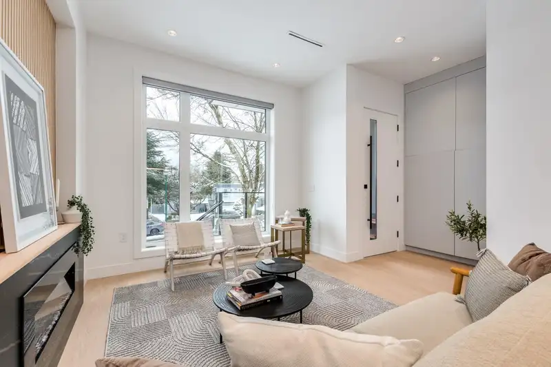 3143 E 62ND AVENUE - photo 3 of 25