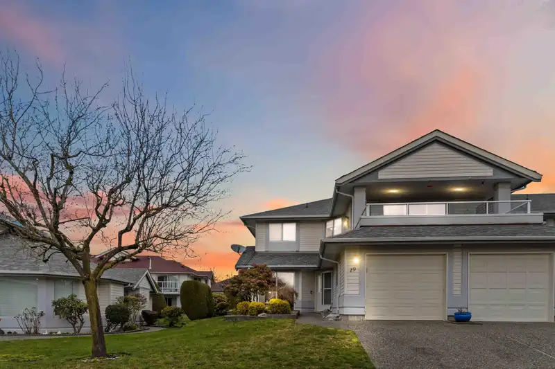 19 31406 UPPER MACLURE ROAD - photo 1 of 36