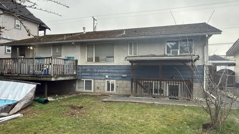 2797 PRINCESS STREET - photo 2 of 13