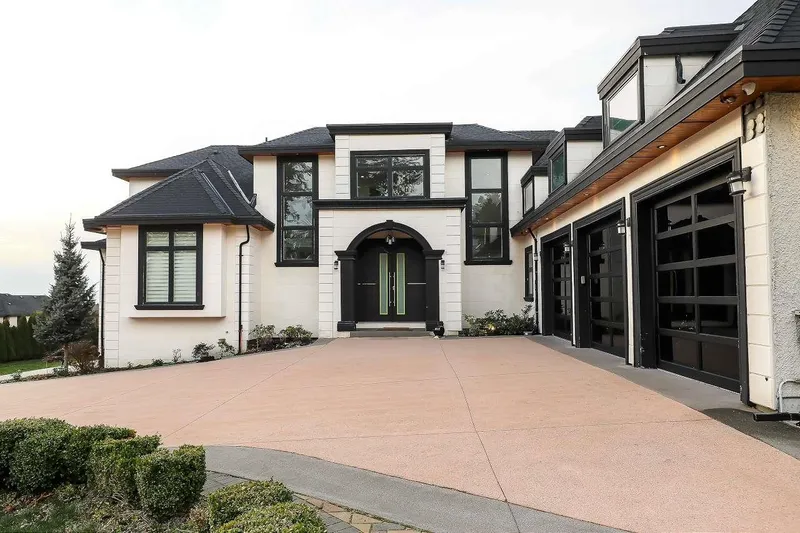 14601 55A AVENUE - photo 1 of 25