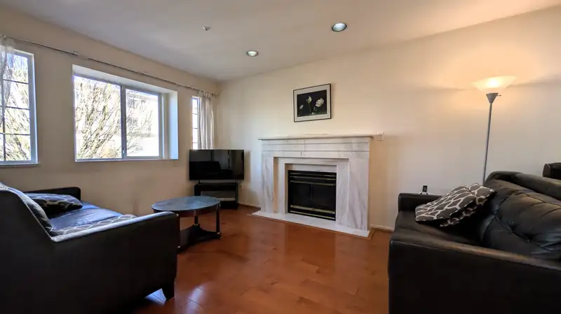 708 E 49TH AVENUE - photo 2 of 27