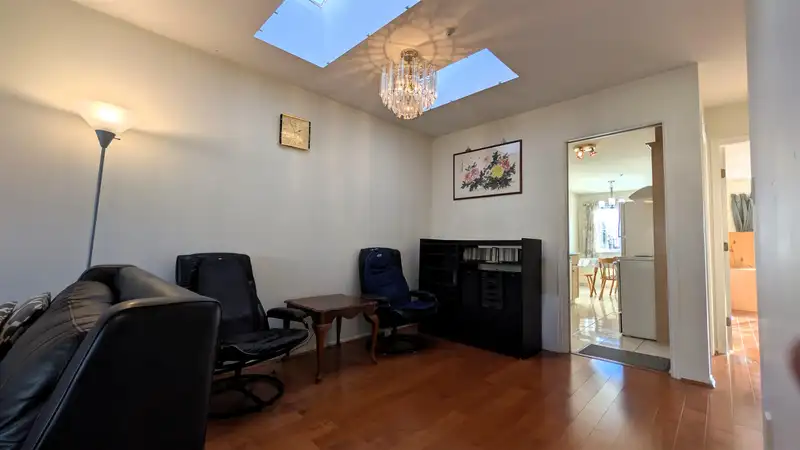 708 E 49TH AVENUE - photo 4 of 27