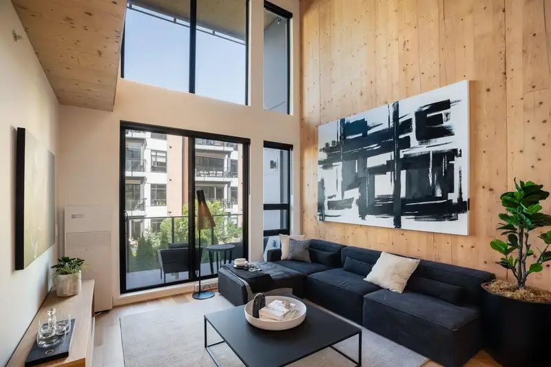 304 310 SALTER STREET - photo 3 of 25