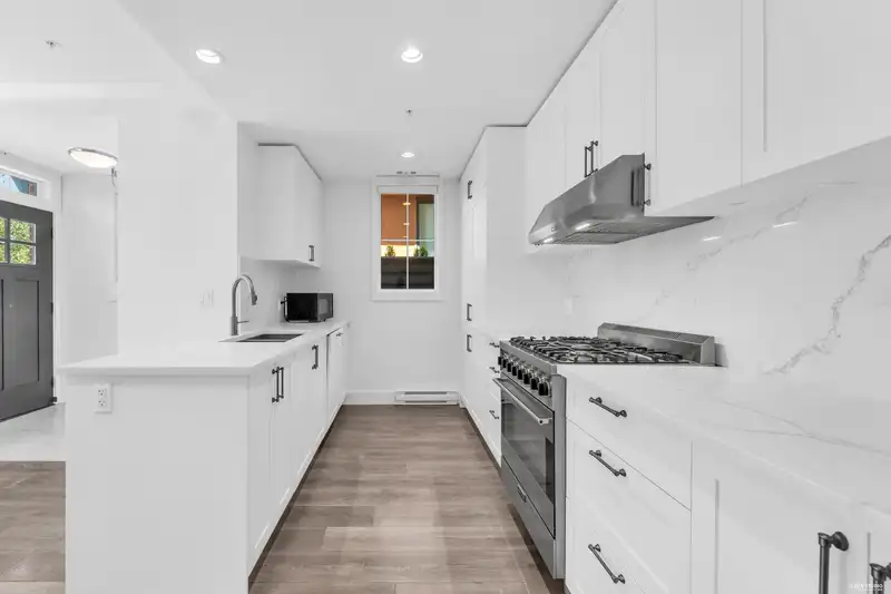 469 W 63RD AVENUE - photo 4 of 24