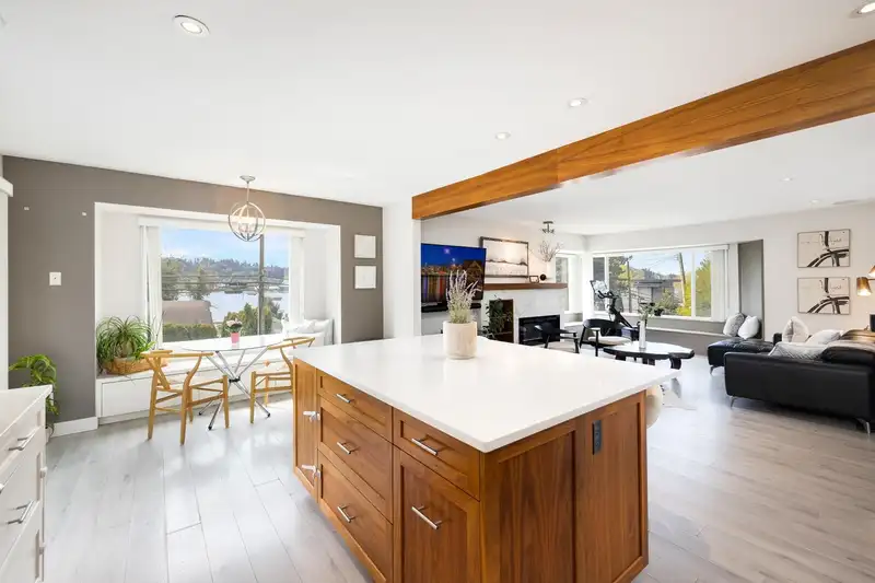 2 WALTON WAY - photo 1 of 36
