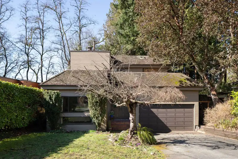 2221 BOWSER AVENUE - photo 1 of 40