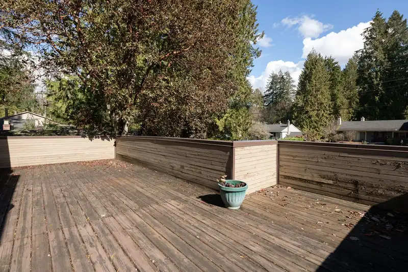 2221 BOWSER AVENUE - photo 4 of 40