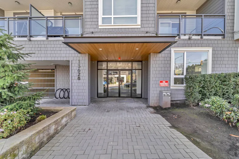 314 13628 81A AVENUE - photo 2 of 24