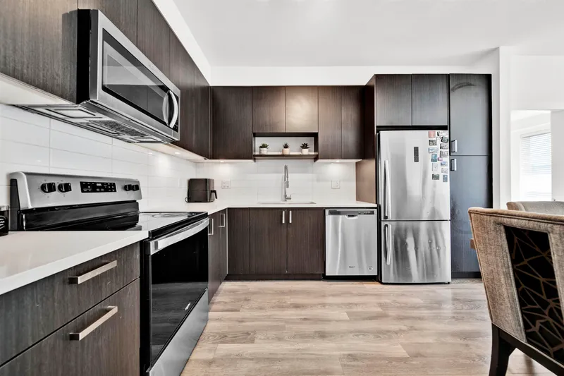 314 13628 81A AVENUE - photo 4 of 24