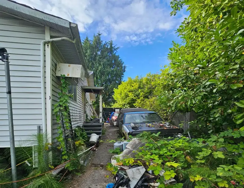 712 GAUTHIER AVENUE - photo 4 of 19
