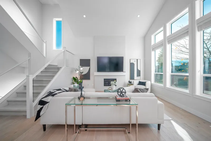 2118 165 STREET - photo 4 of 25