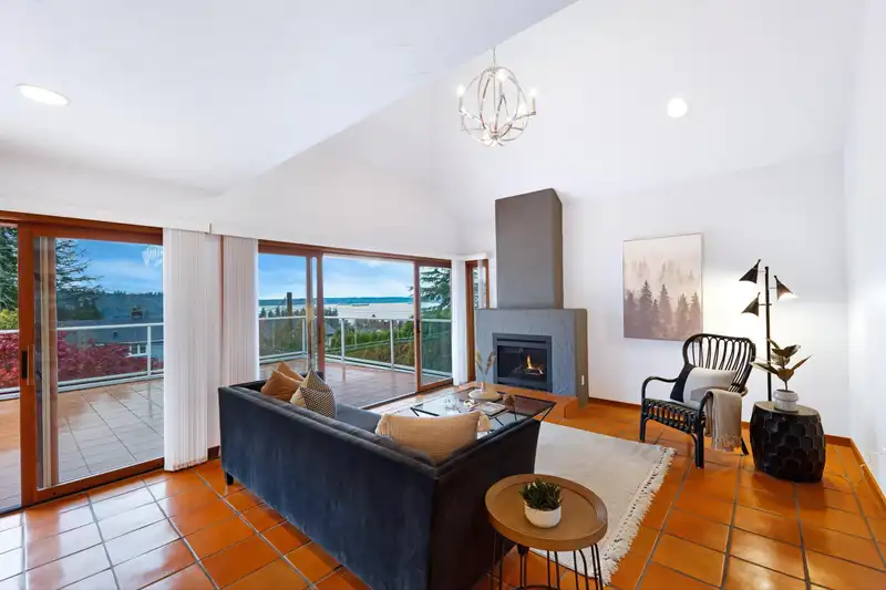 1029 CLYDE AVENUE - photo 3 of 40