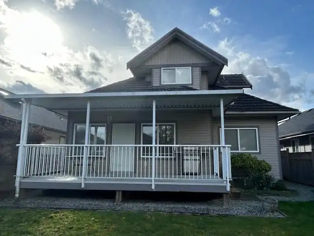 12148 BLOSSOM STREET - photo 4 of 38