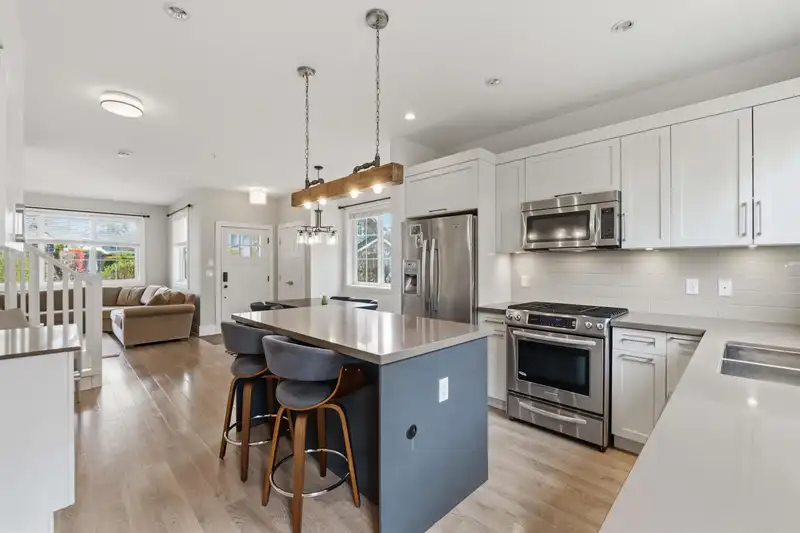 62 12161 237 STREET - photo 4 of 32