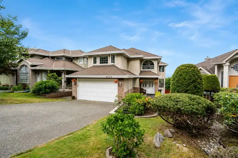 2775 NADINA DRIVE - photo 1 of 40