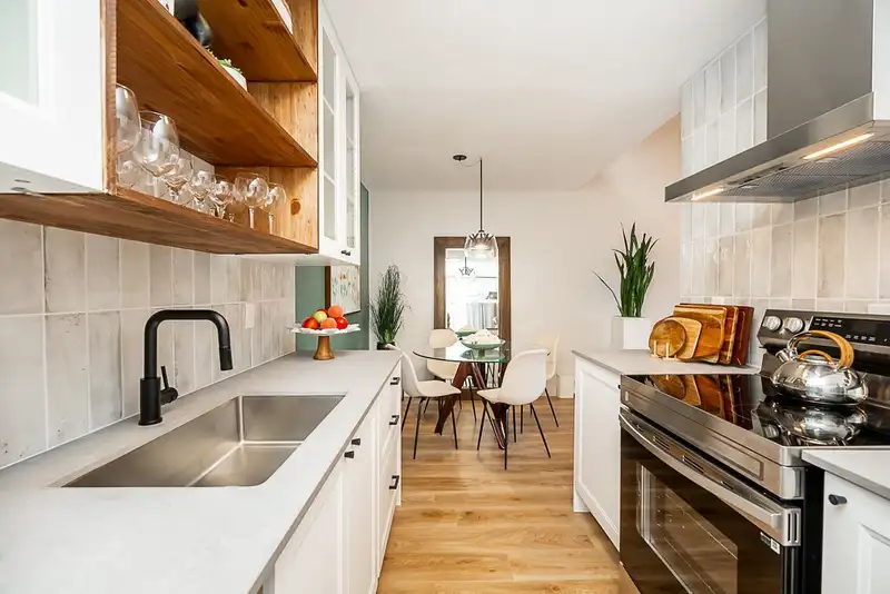 334 9101 HORNE STREET - photo 4 of 30