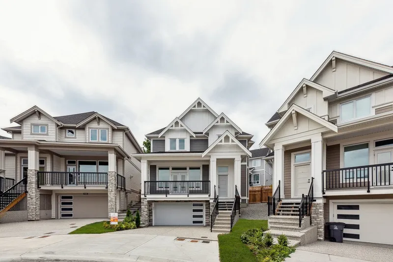 10129 ELDERBERRY CRESCENT - photo 1 of 24