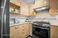 322 638 W 7TH AVENUE - thumbnail 8