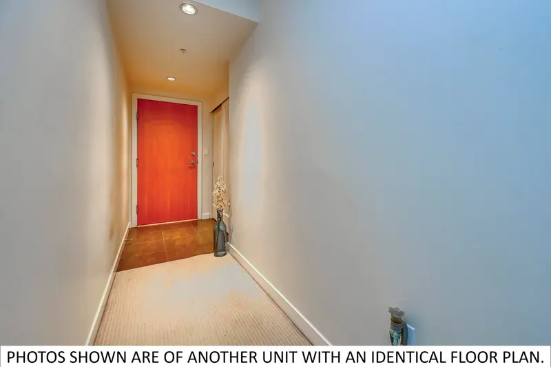 1307 1 RENAISSANCE SQUARE - photo 4 of 25