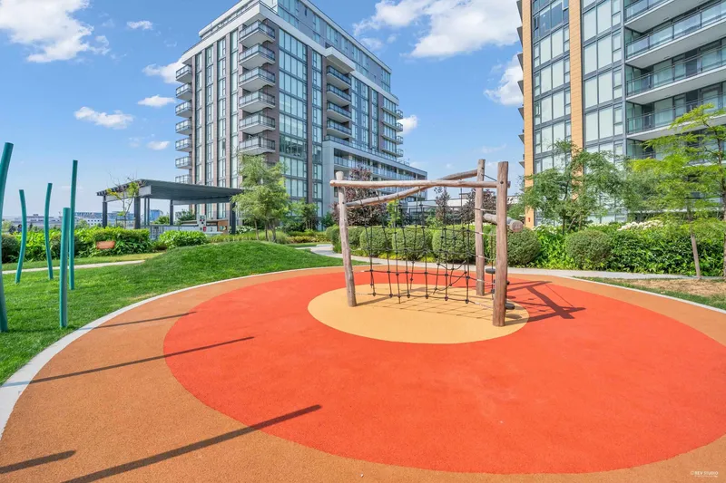 1303 3280 CORVETTE WAY - photo 2 of 13