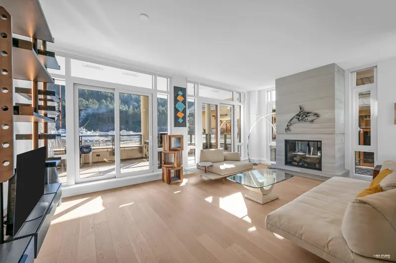 203 6697 NELSON AVENUE - photo 1 of 25