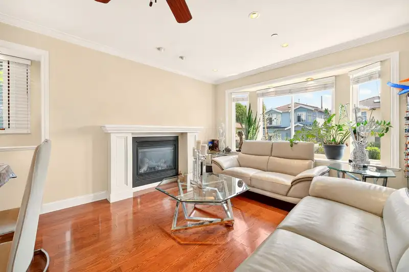 5009 PAYNE STREET - photo 2 of 19