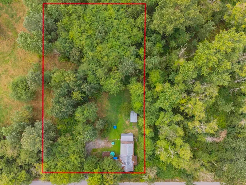 7433 200 STREET - photo 3 of 25